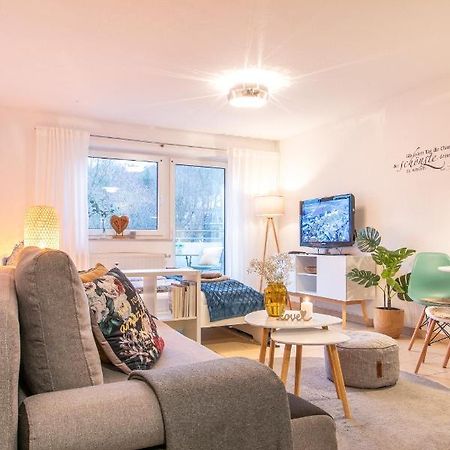 Modernes Apartment Im Gruenen I Balkon I Wlan I Stellplatz Schwarzenberg  Ngoại thất bức ảnh