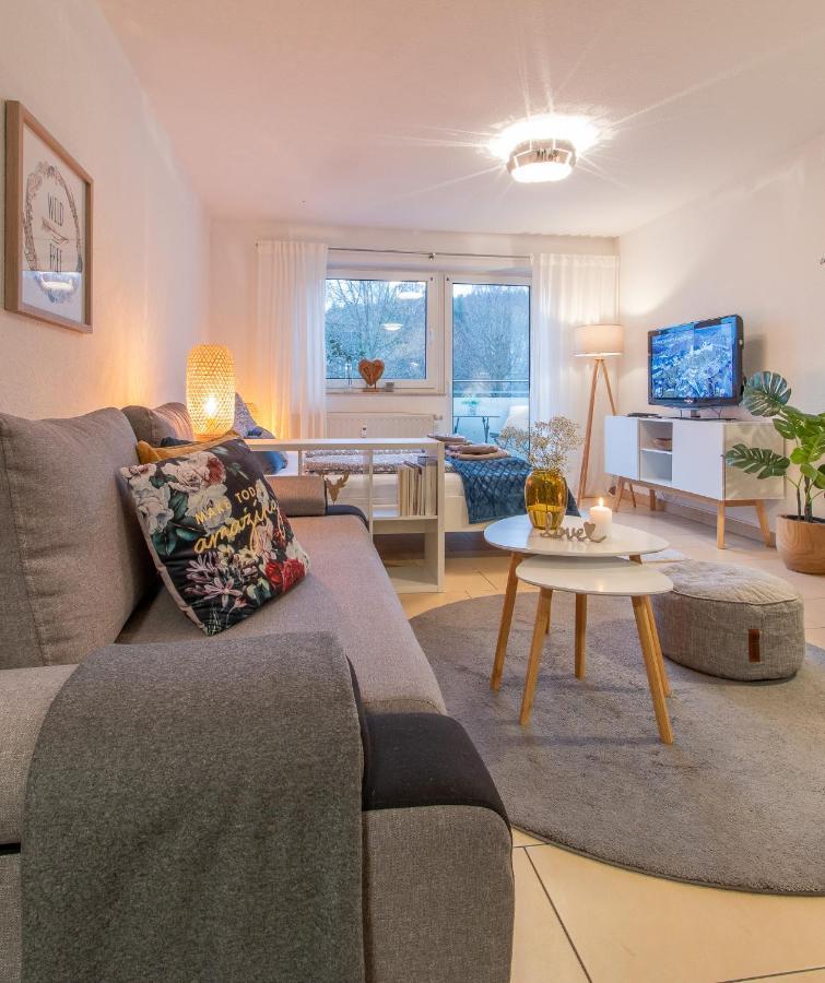 Modernes Apartment Im Gruenen I Balkon I Wlan I Stellplatz Schwarzenberg  Ngoại thất bức ảnh