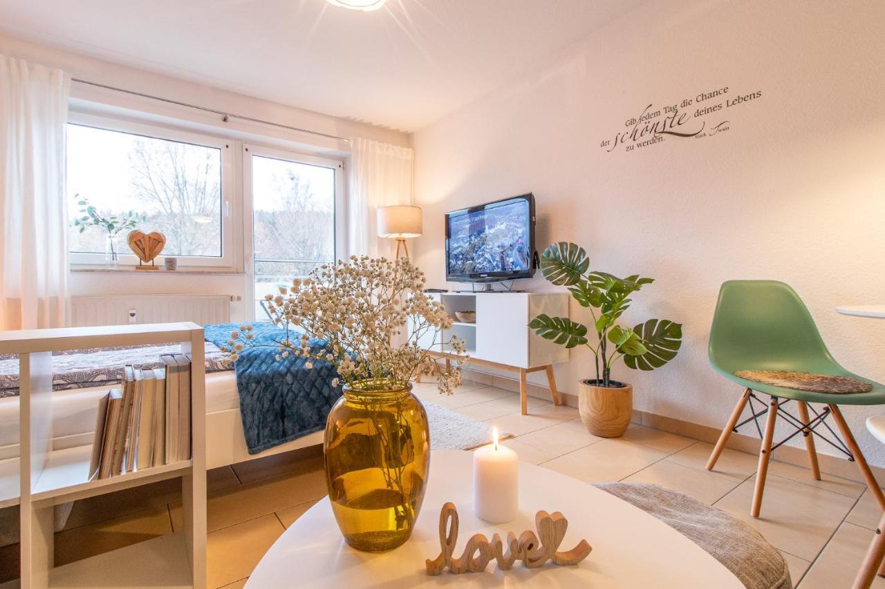 Modernes Apartment Im Gruenen I Balkon I Wlan I Stellplatz Schwarzenberg  Ngoại thất bức ảnh