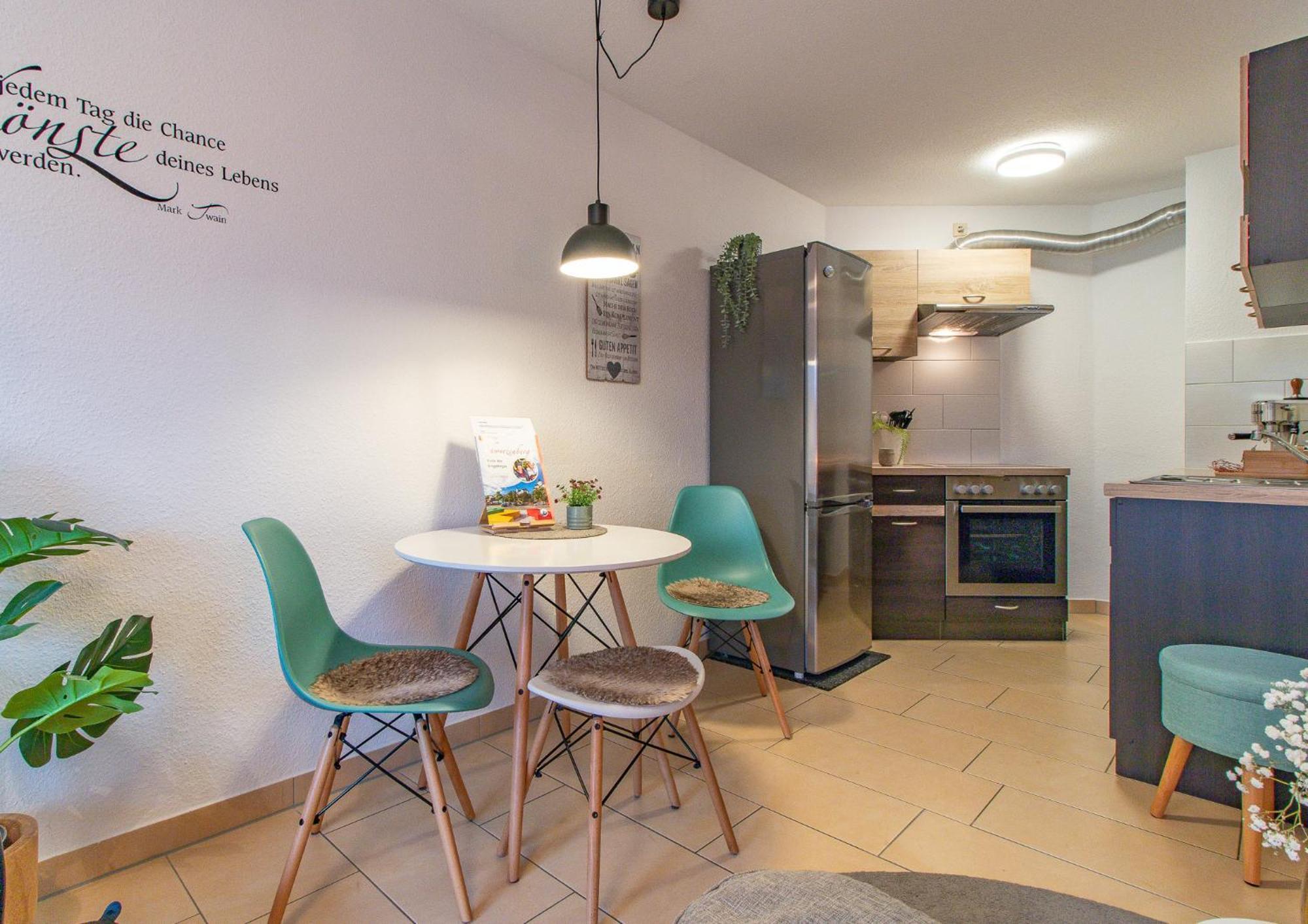 Modernes Apartment Im Gruenen I Balkon I Wlan I Stellplatz Schwarzenberg  Ngoại thất bức ảnh