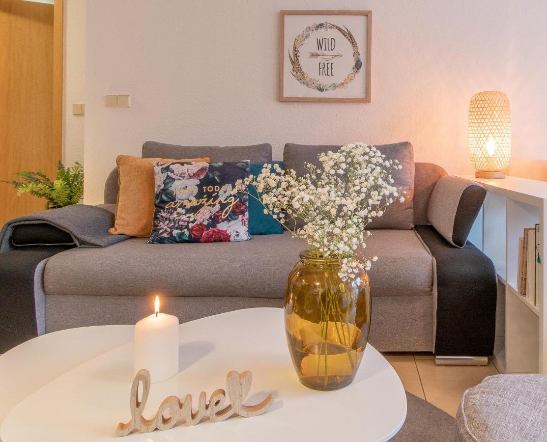 Modernes Apartment Im Gruenen I Balkon I Wlan I Stellplatz Schwarzenberg  Ngoại thất bức ảnh
